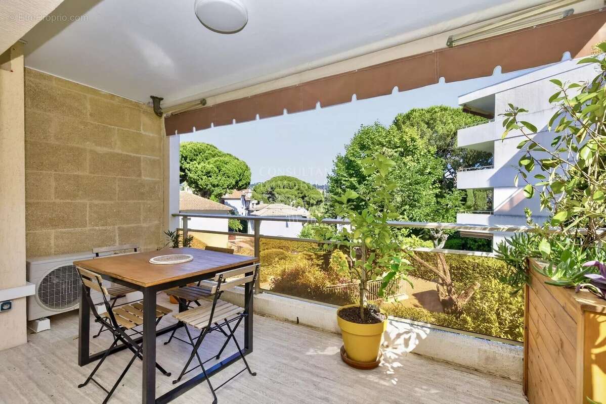Appartement à CANNES