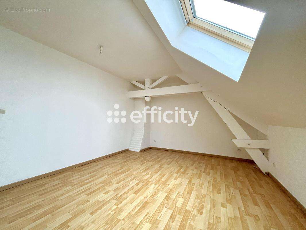 Maison 140 m² à Chavigny  - photo 11