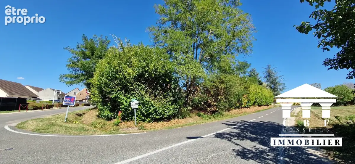Photo Terrain à L'abergement-Sainte-Colombe au prix de 40 000€
