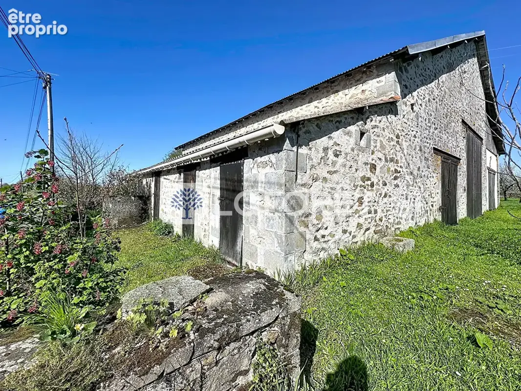 Maison de caractère avec dépendances - photo 21