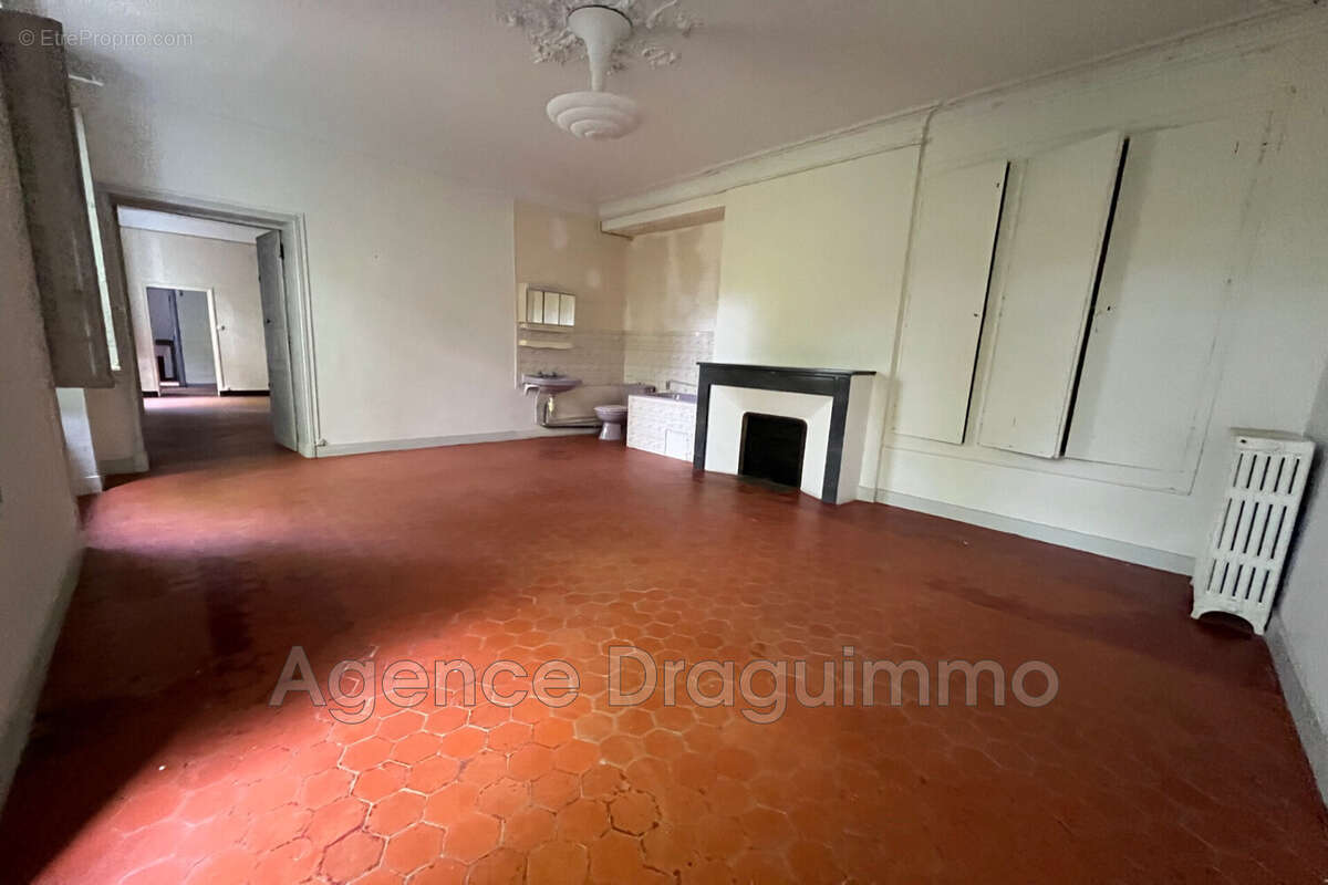 Appartement à DRAGUIGNAN