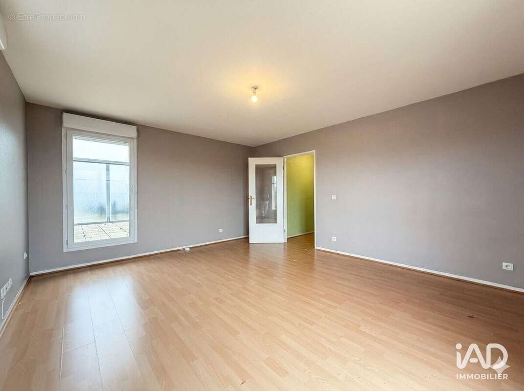 Photo 4 - Appartement à SAVIGNY-LE-TEMPLE