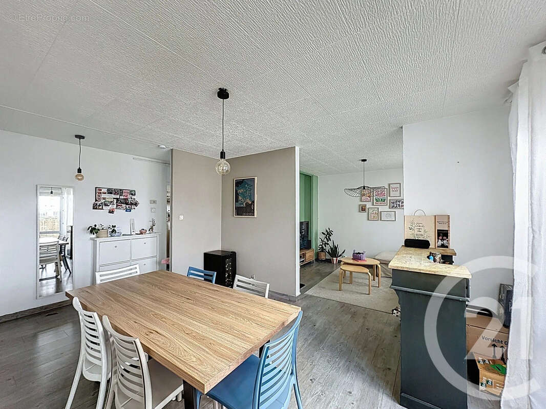 Appartement à CORBAS
