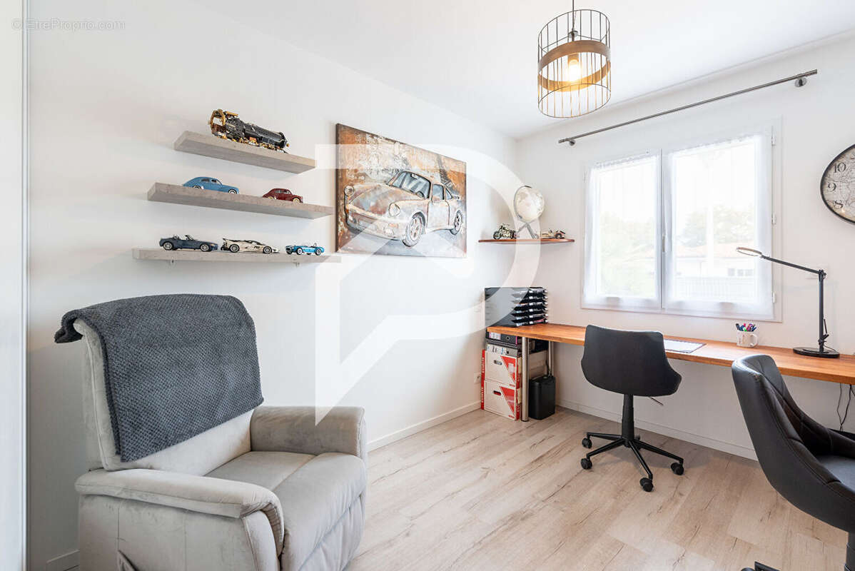 Maison à SAINT-PIERRE-DU-MONT