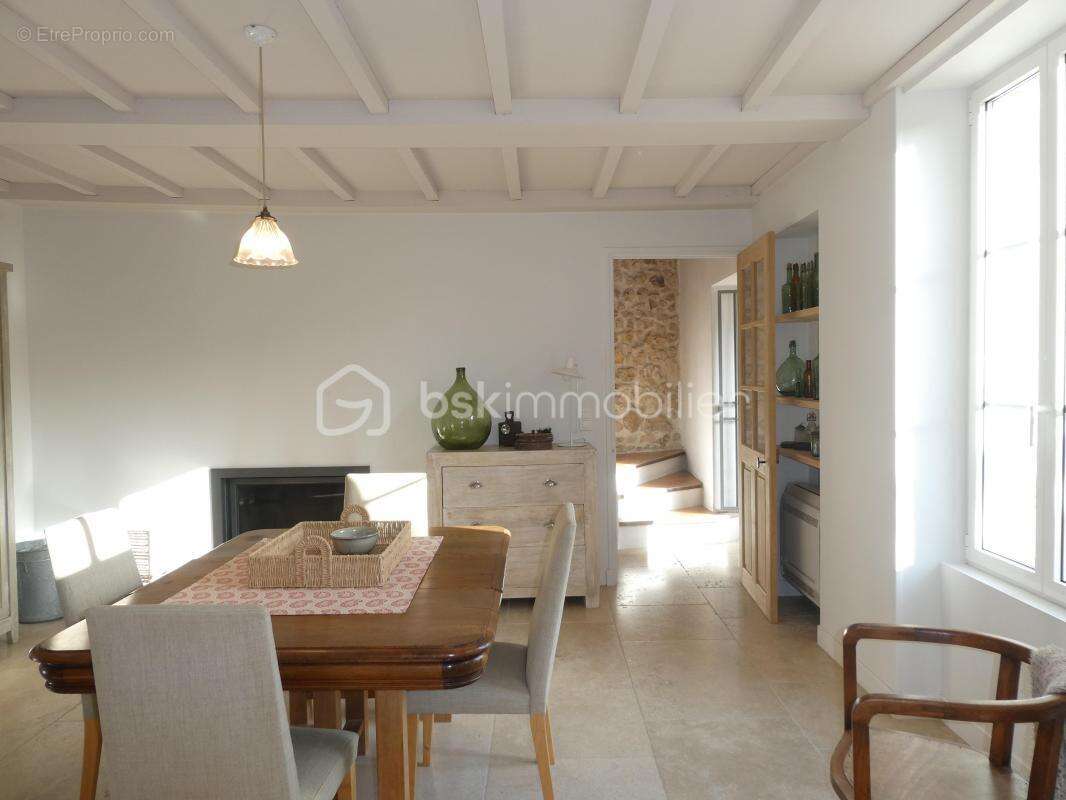 Maison à MAUSSANE-LES-ALPILLES