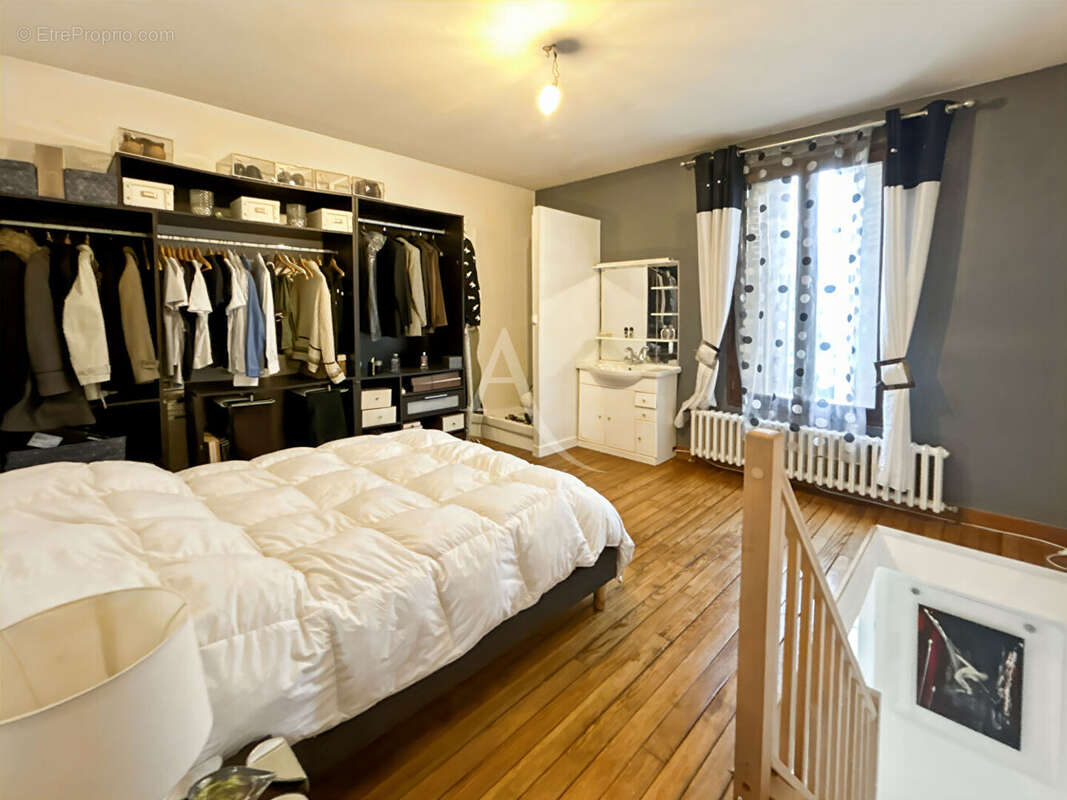 Maison à VITRY-SUR-SEINE