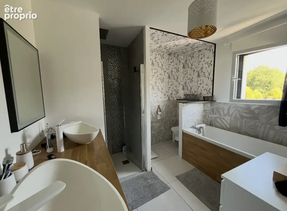 Maison 6 pièces 242m2 avec piscine - photo 7