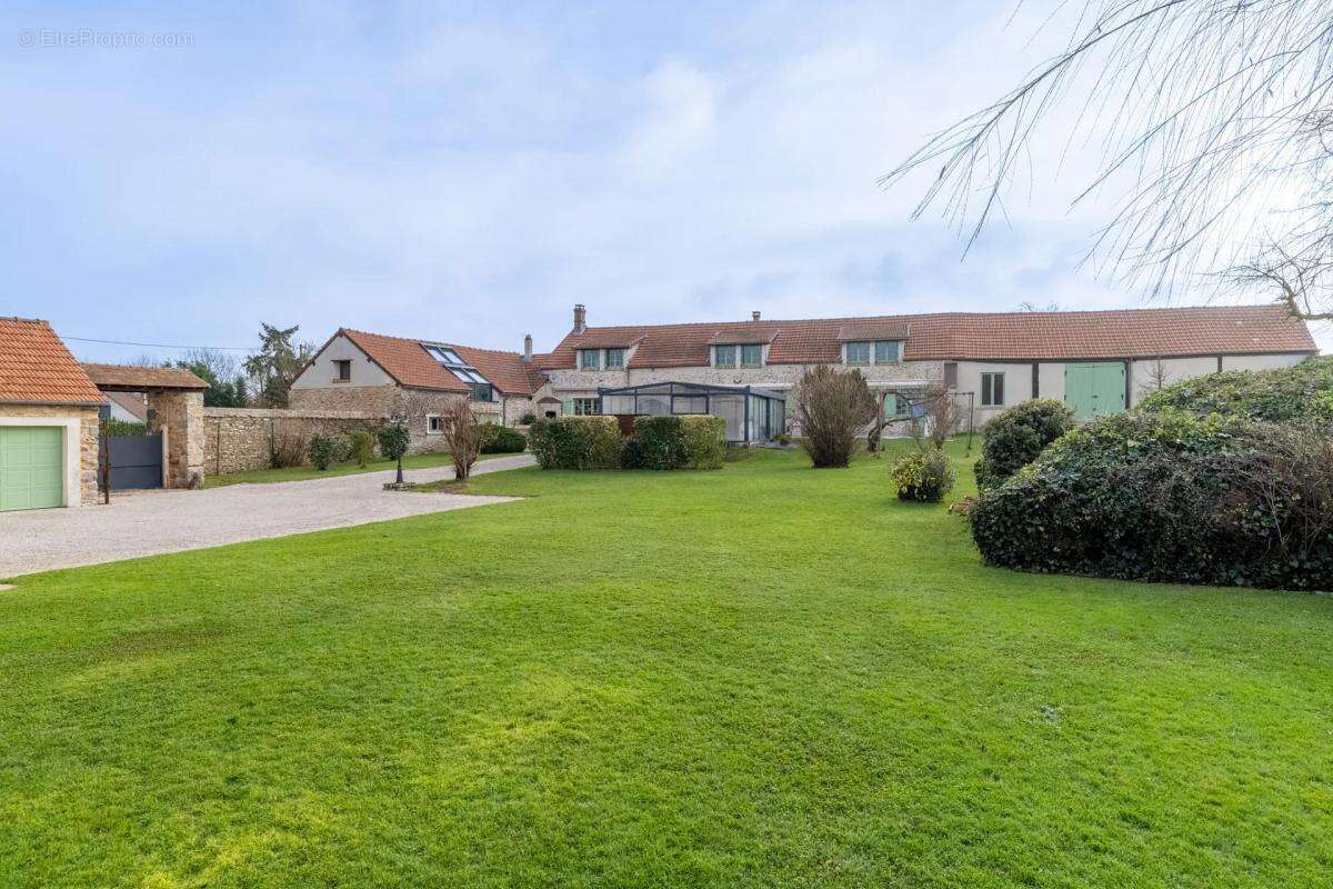 Maison à RAMBOUILLET