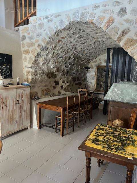 Maison à LE POET-EN-PERCIP