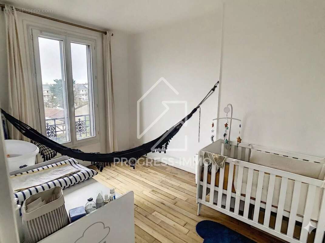 Appartement à THIAIS