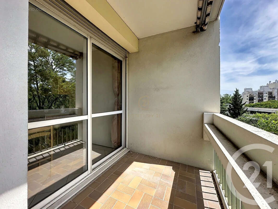 Appartement à LYON-8E