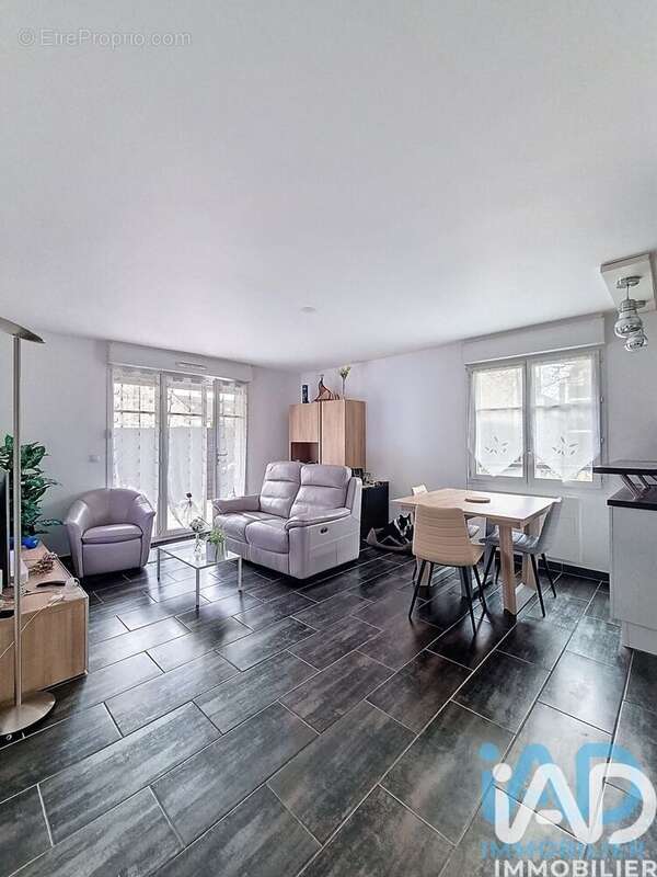 Photo 2 - Appartement à COUBERT