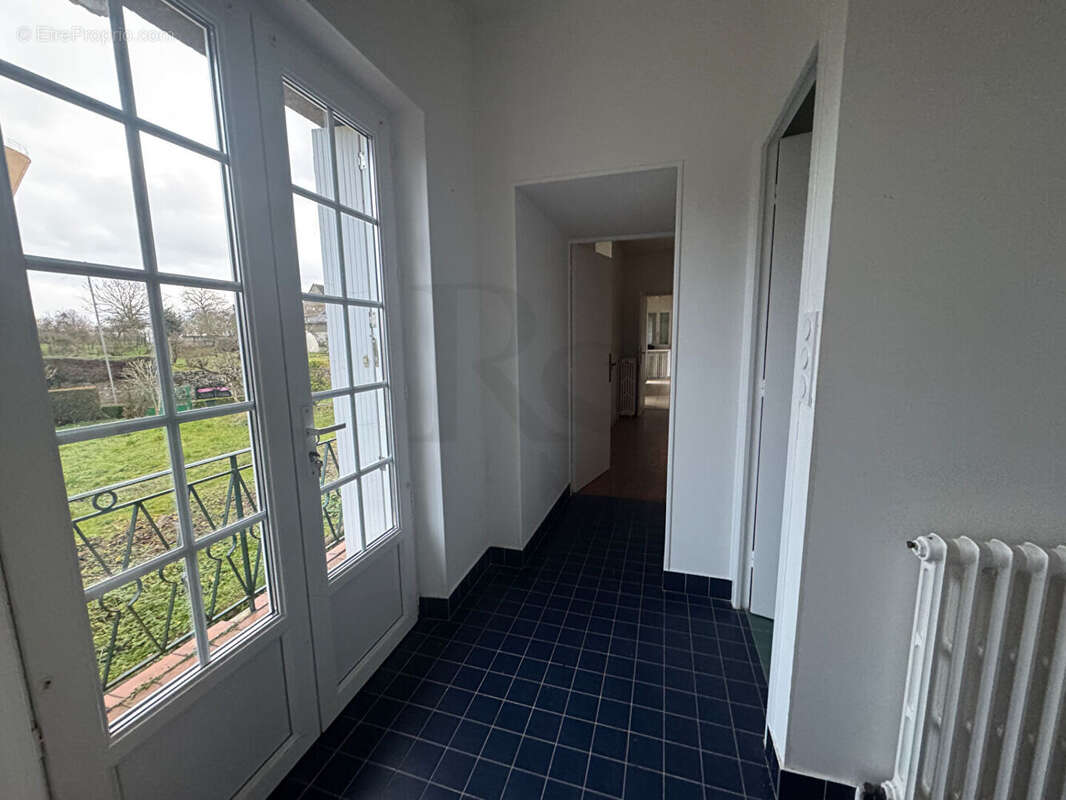 Maison à SAINT-BOMER-LES-FORGES