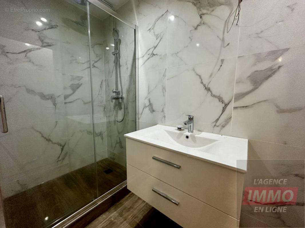 Maison 192 m² à Goussainville  - photo 5