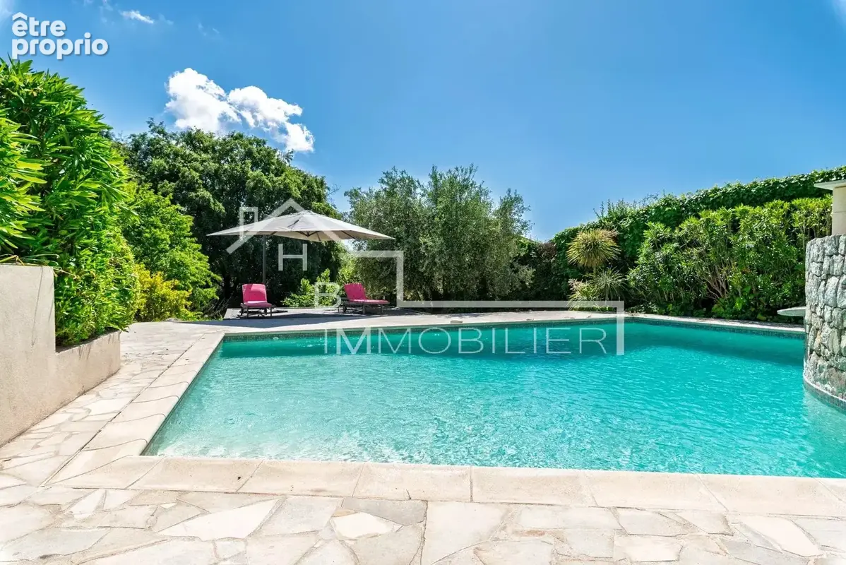 Maison 233 m² à La Colle-Sur-Loup  - photo 3