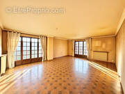 Appartement à FONTAINE