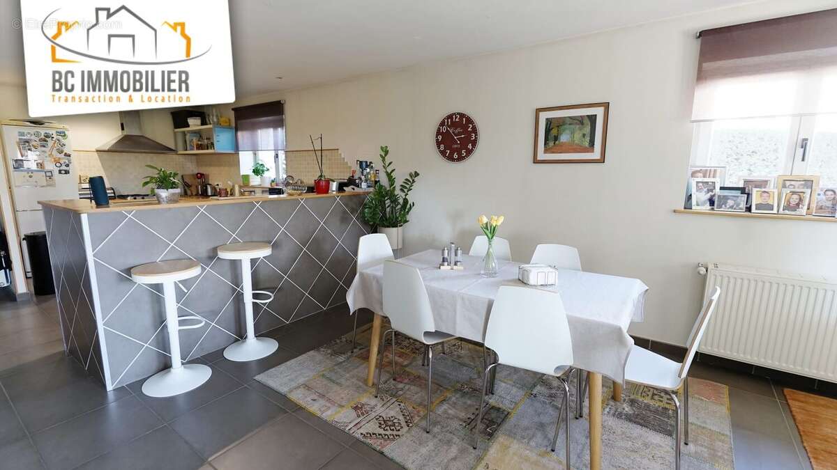 Appartement à PREVESSIN-MOENS