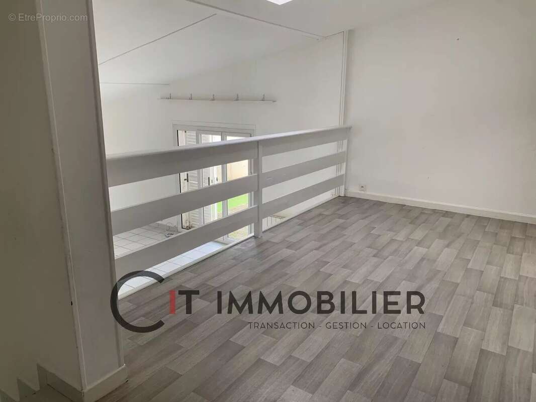 Maison à LA TOUR-DU-PIN