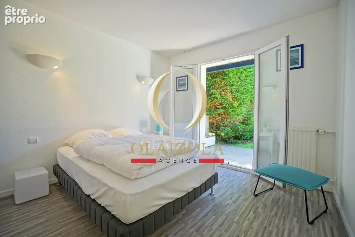 BASSUSSARRY : Maison avec piscine, vue dégagée et au calme au sein du Golf du Makila - photo 9