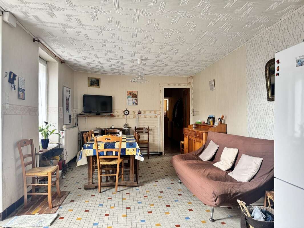 Maison à CORME-ECLUSE