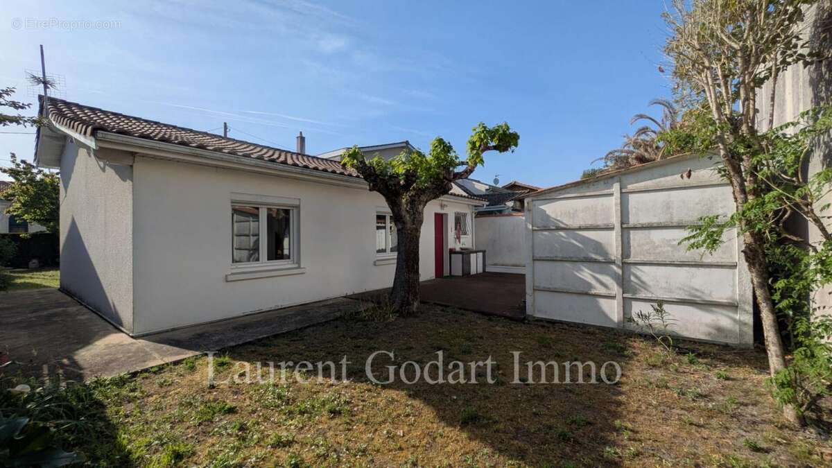 Maison de plain pied avec 2 chambres + dépendance - photo 8