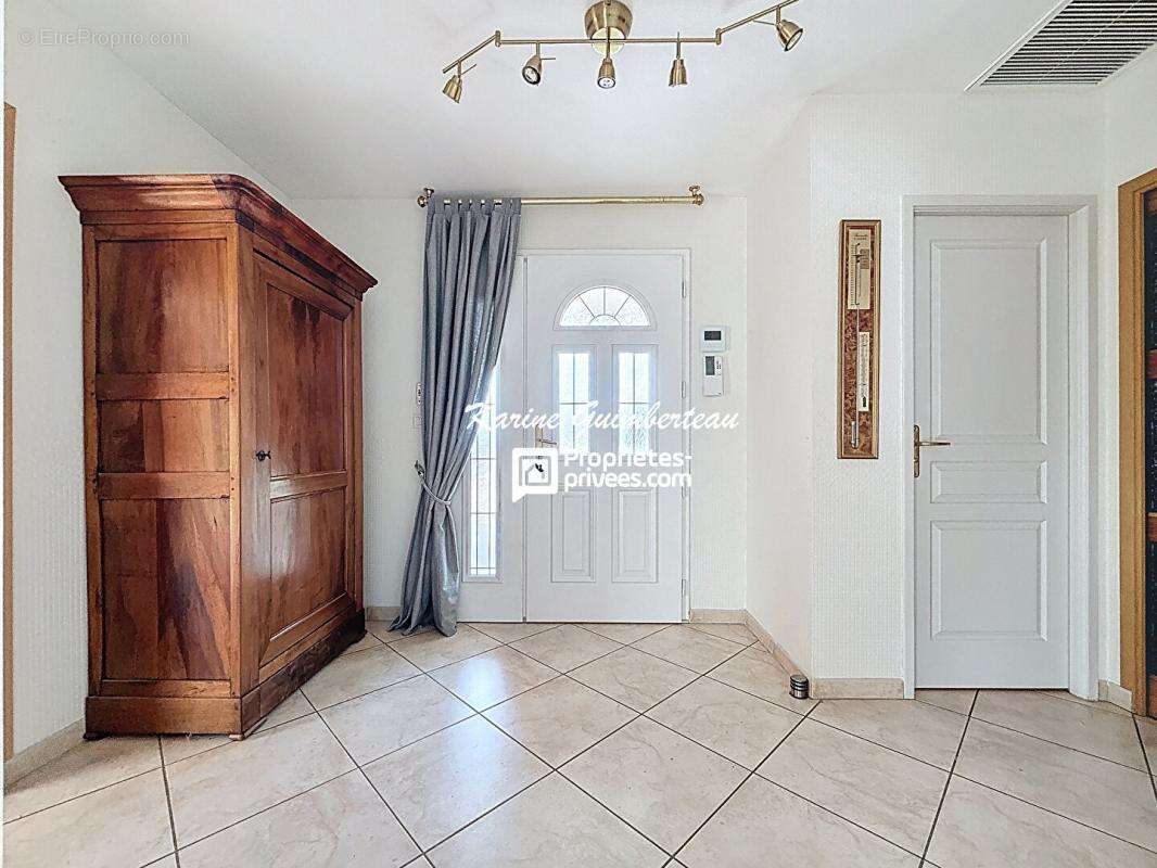 Maison à FRONSAC