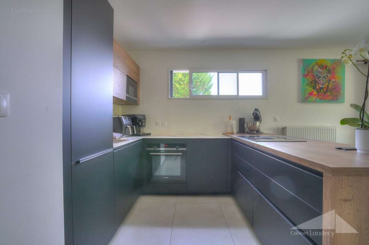 Appartement à DIVONNE-LES-BAINS