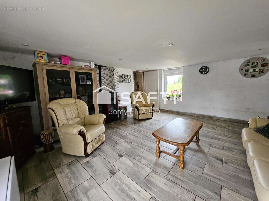 Maison 125 m² à Neuilly-La-Foret  - photo 6