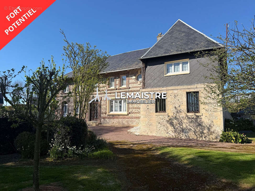 Maison à GONNEVILLE-LA-MALLET