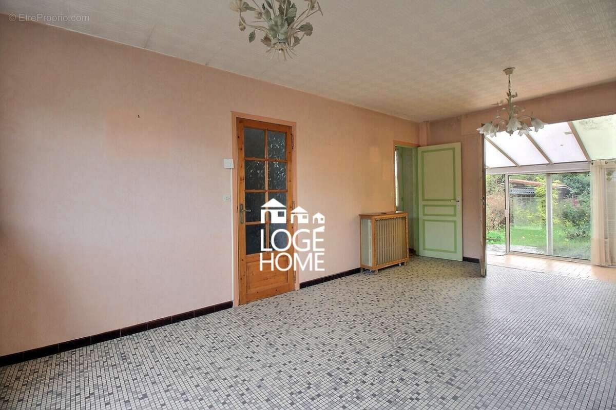 Séjour - Maison à DOURGES