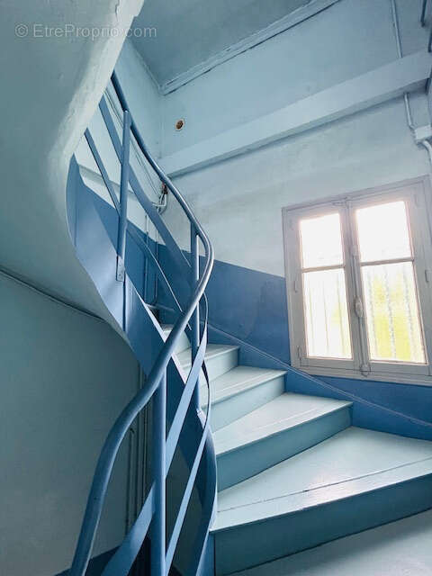 Appartement à SAINT-PRIEST-EN-JAREZ