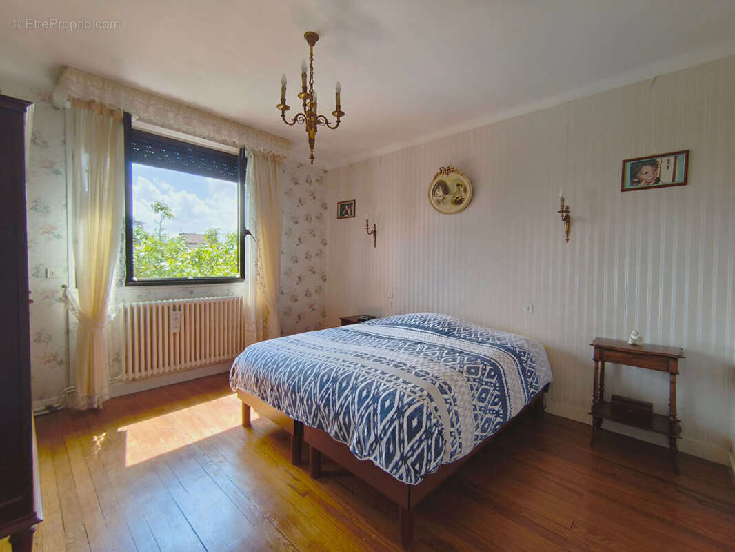 Ens. immobilier, 7 pièces, 172 m2 COGNAC - photo 5