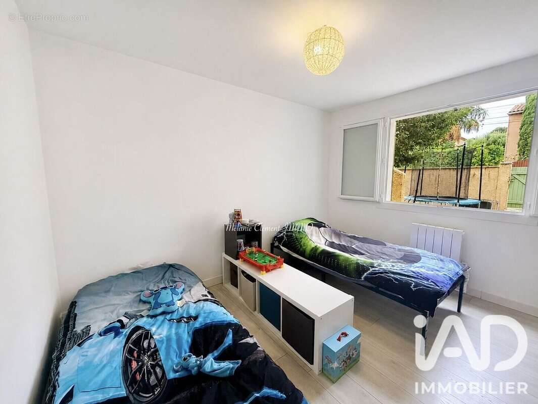 Photo 5