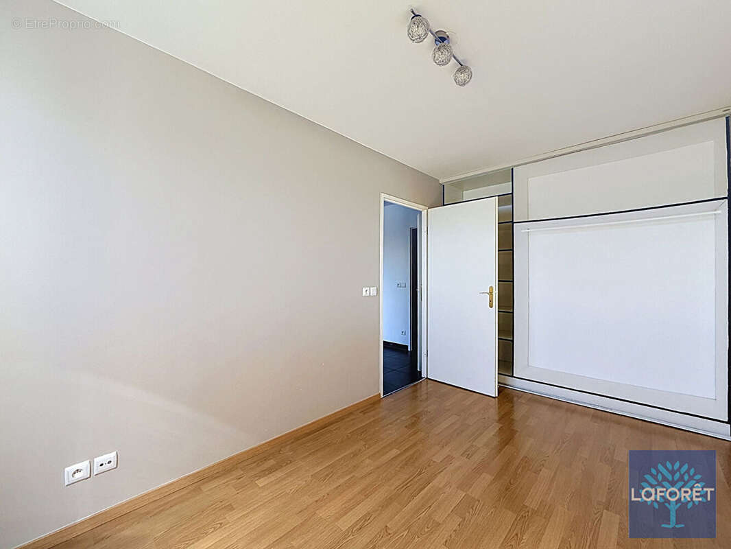 Appartement à VIGNEUX-SUR-SEINE