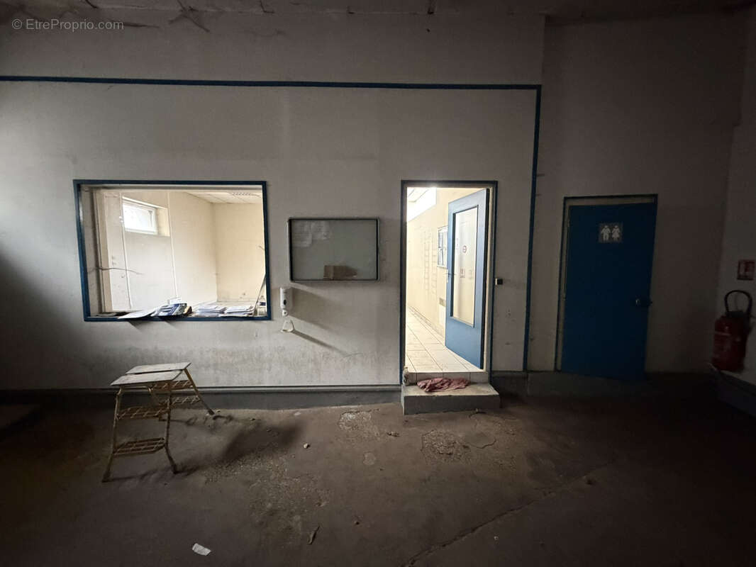 Parking à BRAY-SUR-SOMME