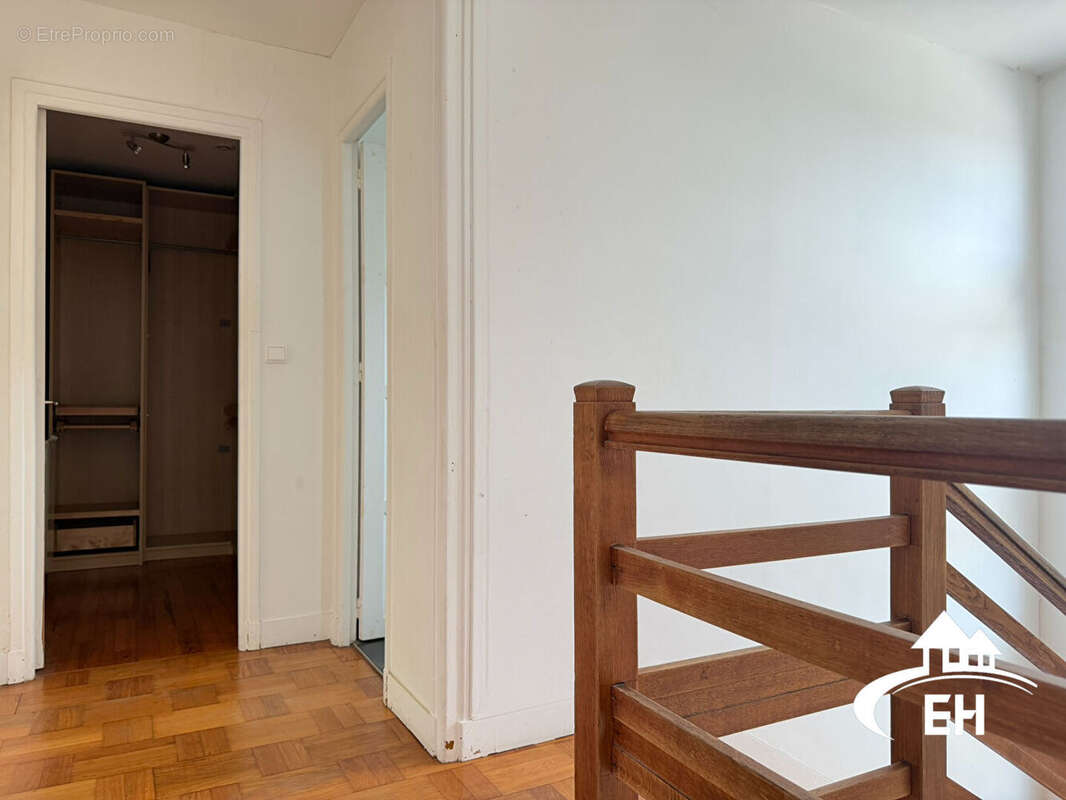 Maison centre ville - photo 12