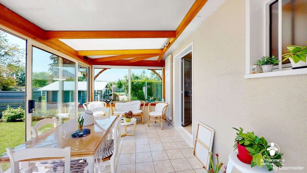 Maison à CRECY-SUR-SERRE