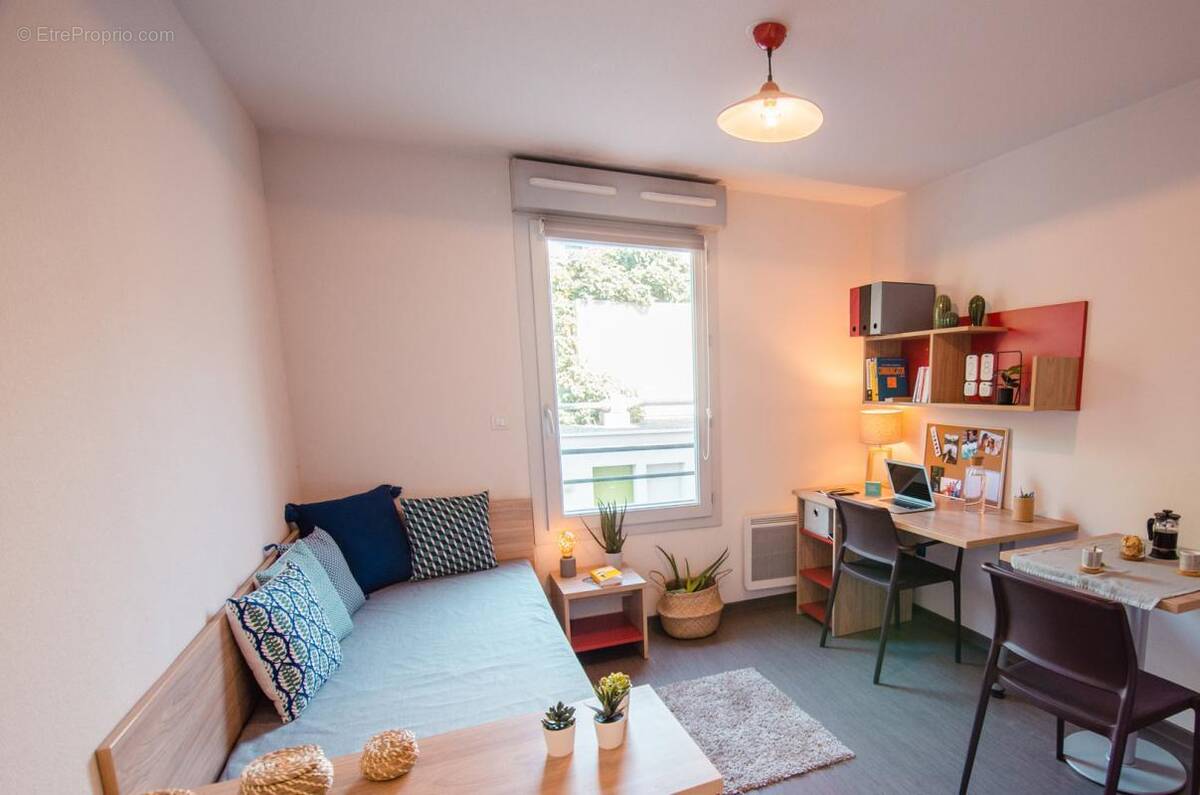 Appartement à MARSEILLE-5E