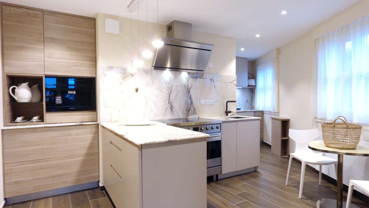 Appartement à DIVONNE-LES-BAINS