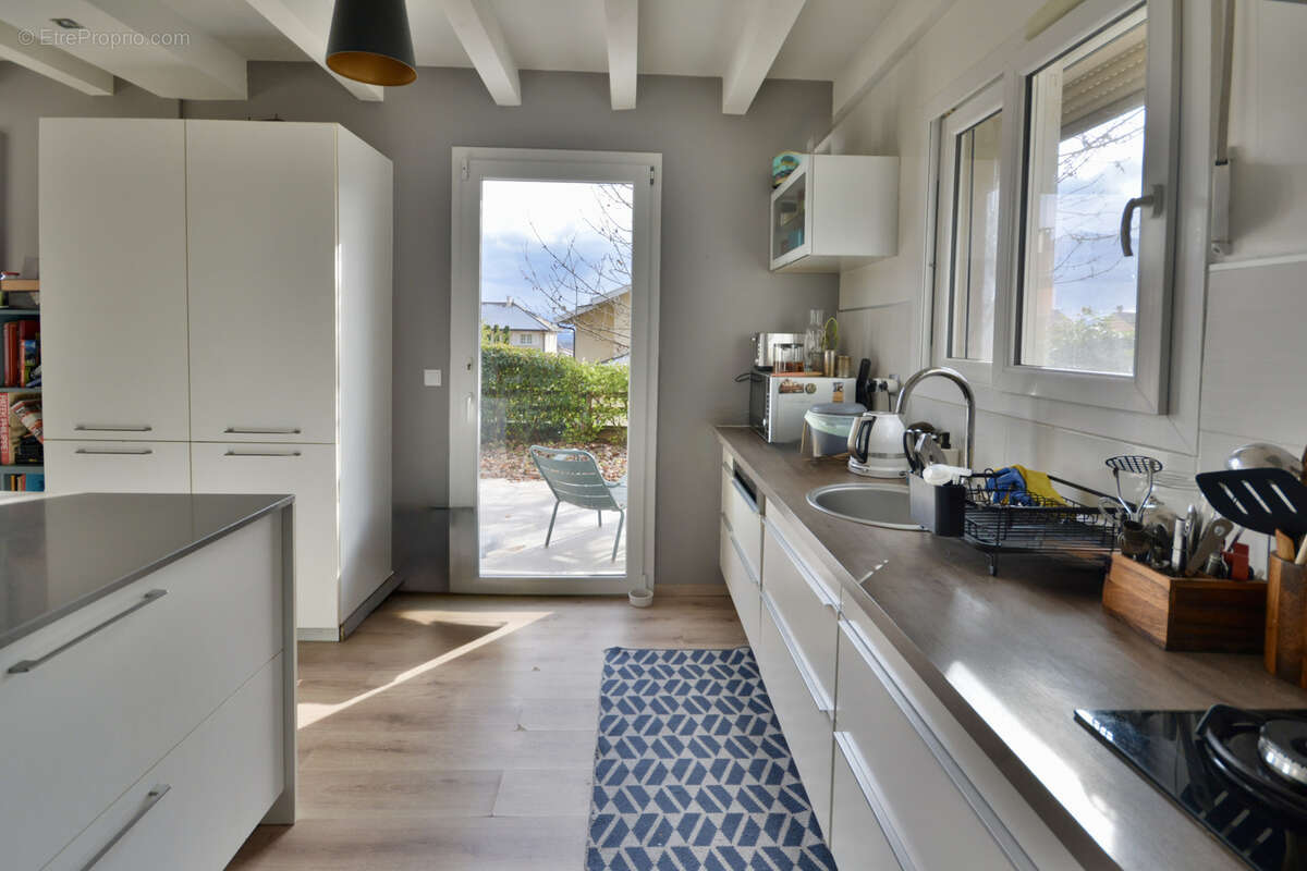 Maison à DIVONNE-LES-BAINS