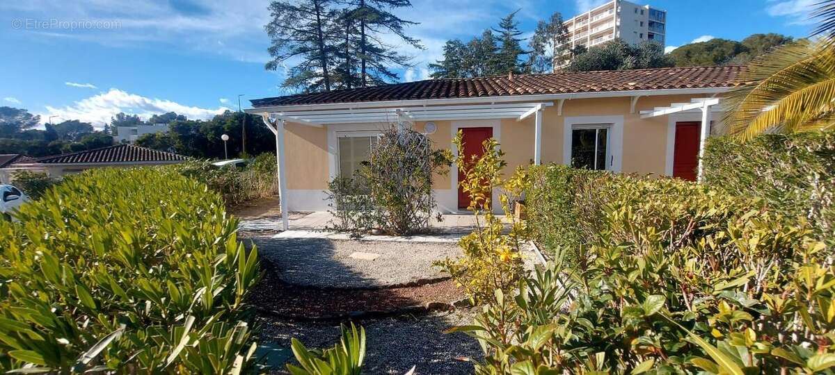 Maison à SAINT-RAPHAEL