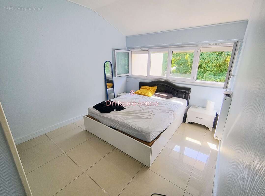 Maison 110 m² à Louvres  - photo 13