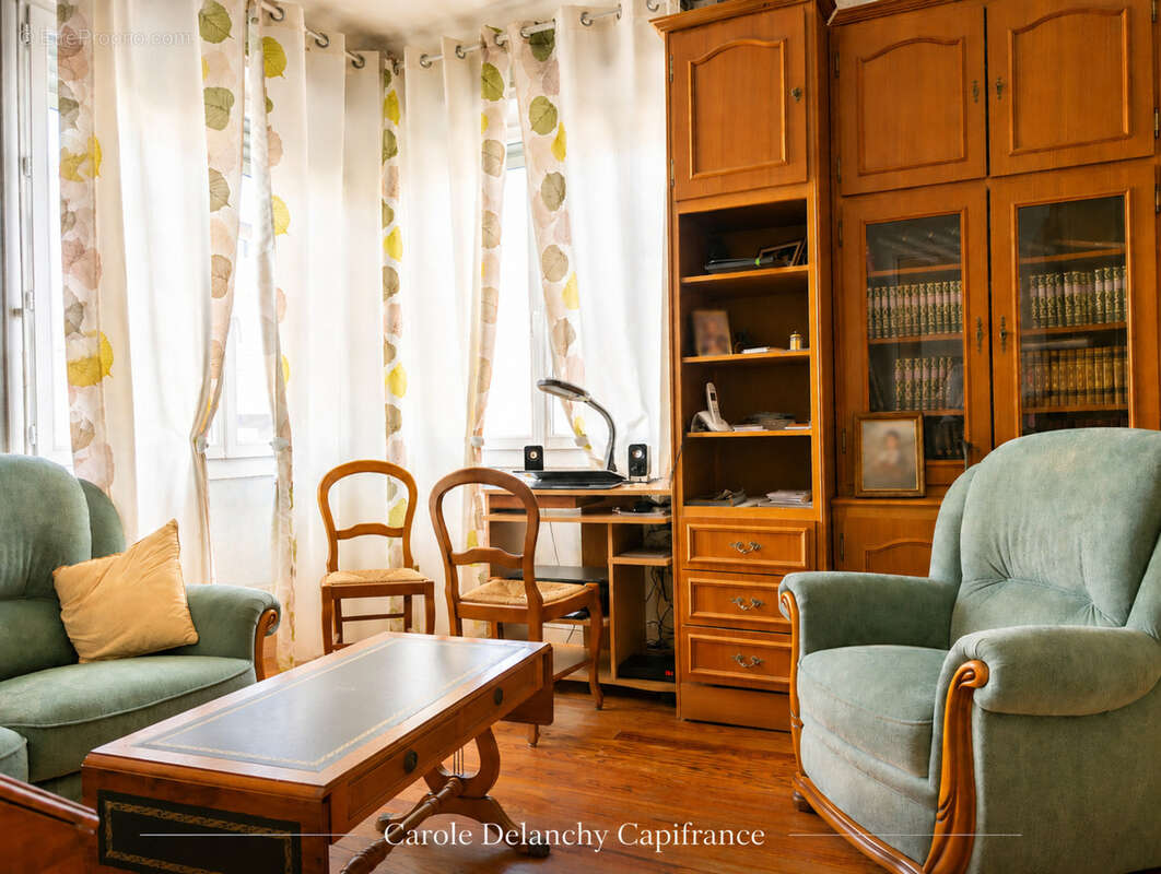 Maison d'architecte, 170 m² + 90 m² sur terrain de 1500 m² à AIRE SUR L'ADOUR (40) - photo 13