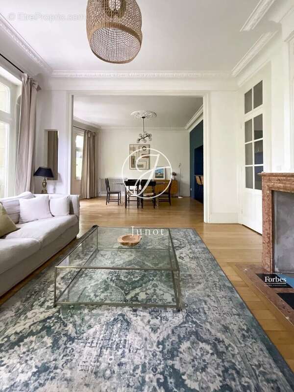 Lille - REPUBLIQUE-BEAUX ARTS - Appartement à vendre - 2 pièces - 66,22m² loi carrez - 1 chambre - Cave - photo 13