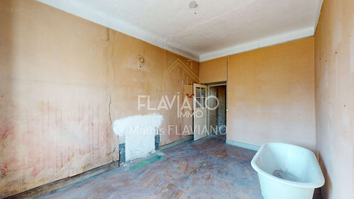 Villa mexicaine - terrain constructible - centre-ville - barcelonnette - photo 15