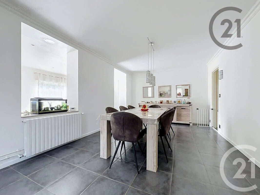 Maison 140 m² à Reims  - photo 2