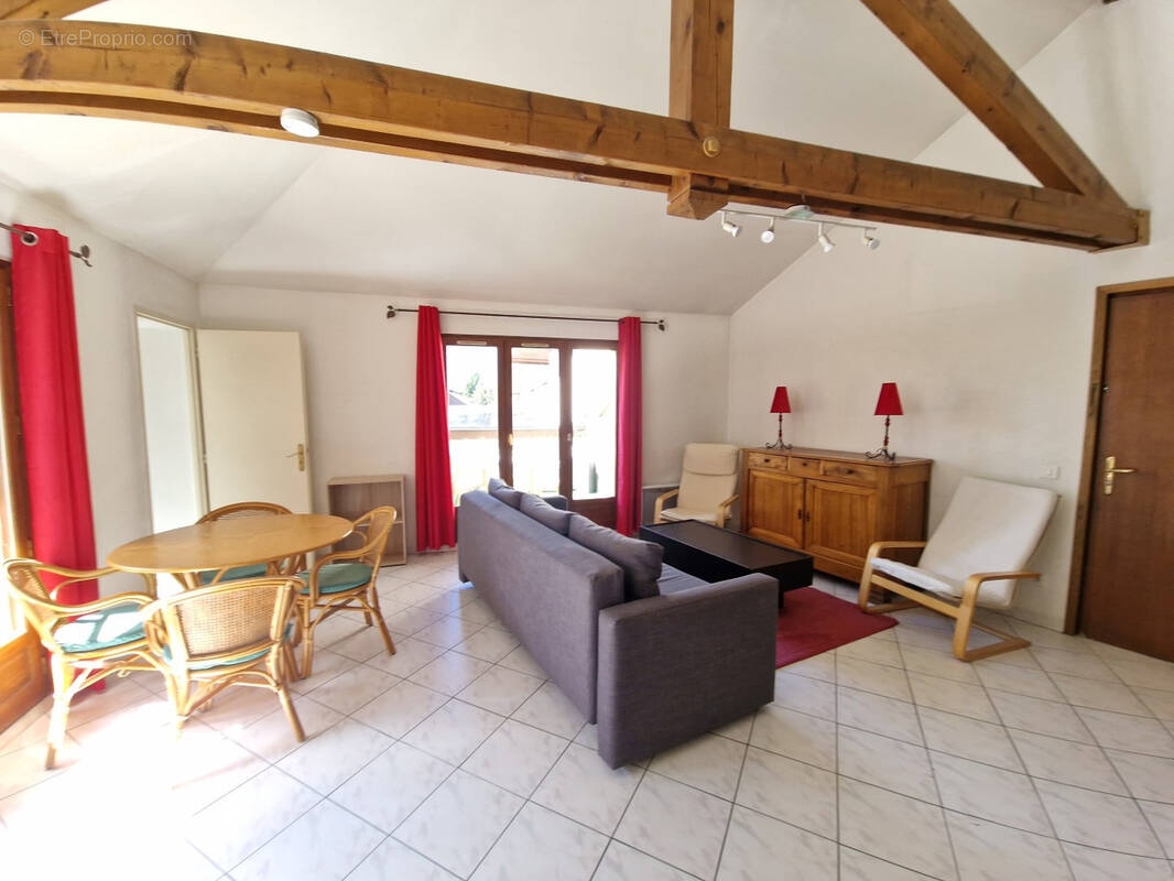 Appartement à ORNEX