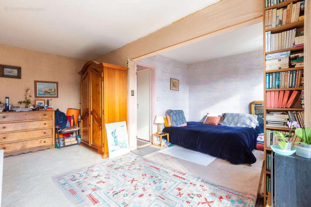 Appartement à MONTROUGE