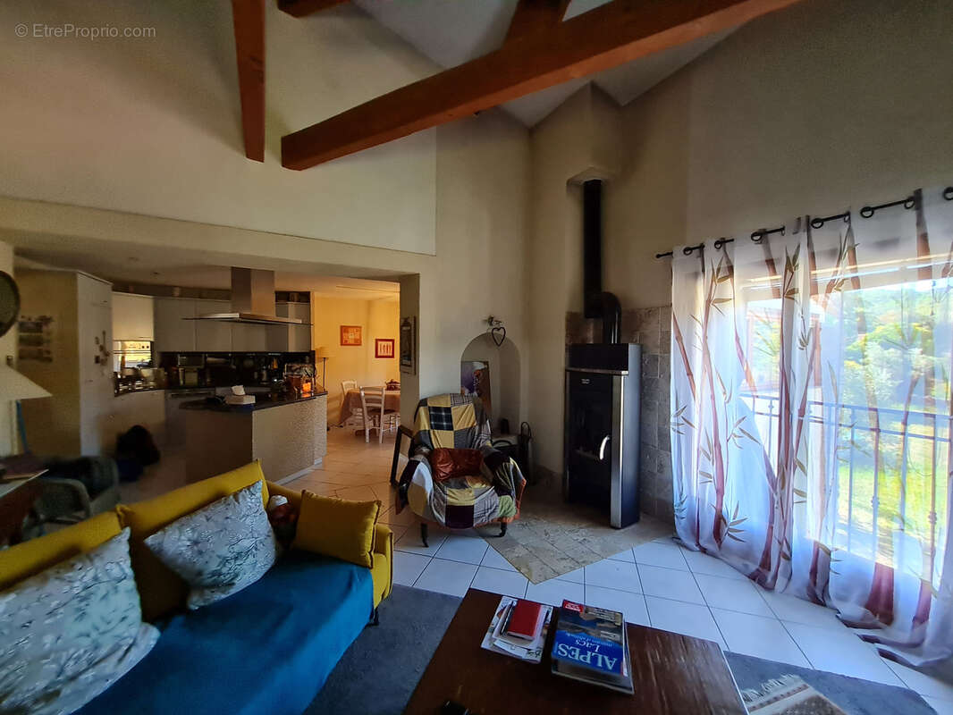 Appartement à TORNAC