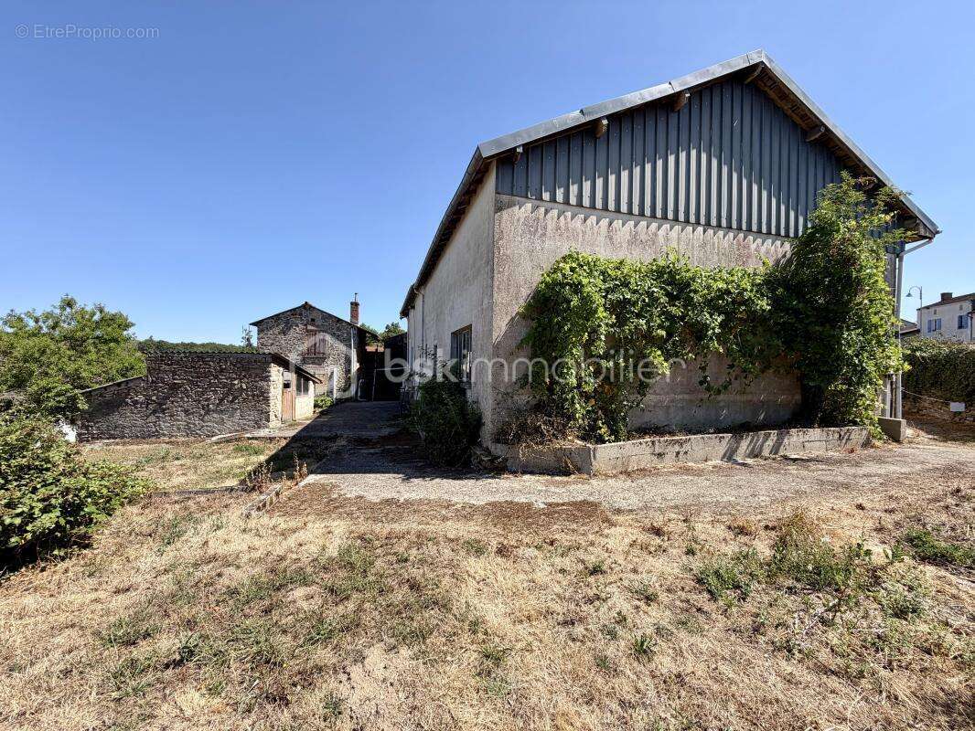 Ensemble immobilier centre bourg - photo 19